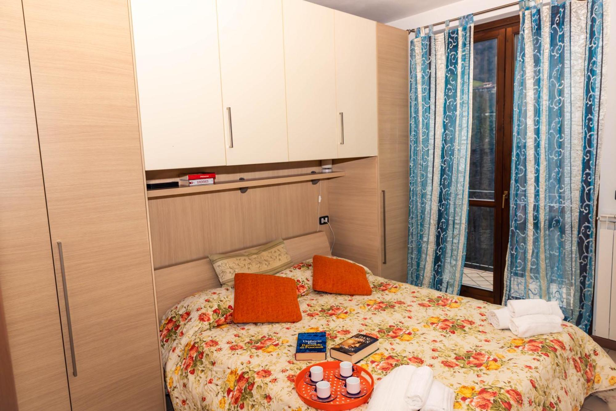 Residenza Coccinelle Vista Lago D'Iseo Tavernola Bergamasca Exteriör bild